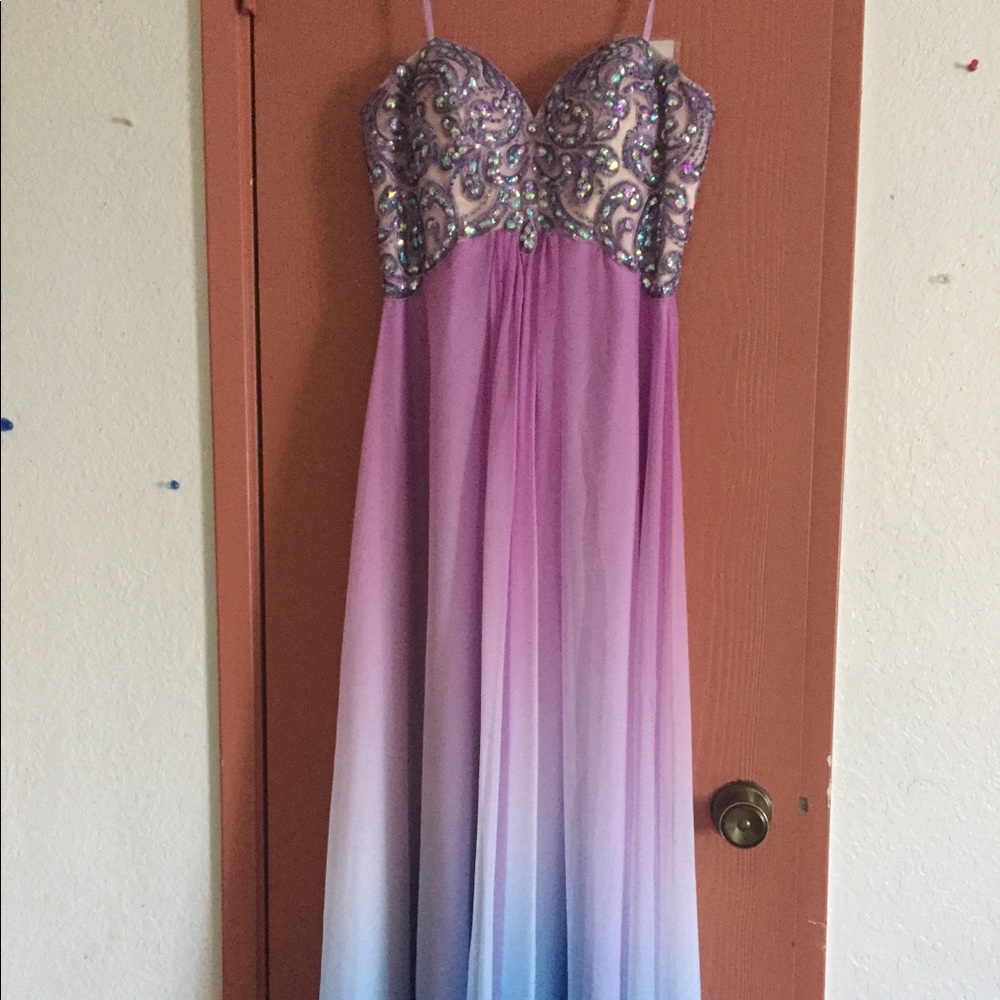 NWT Camille La Vie Sequin Ombré Dress